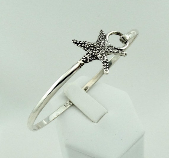 Vintage  Sterling Silver Starfish Bangle Bracelet… - image 3
