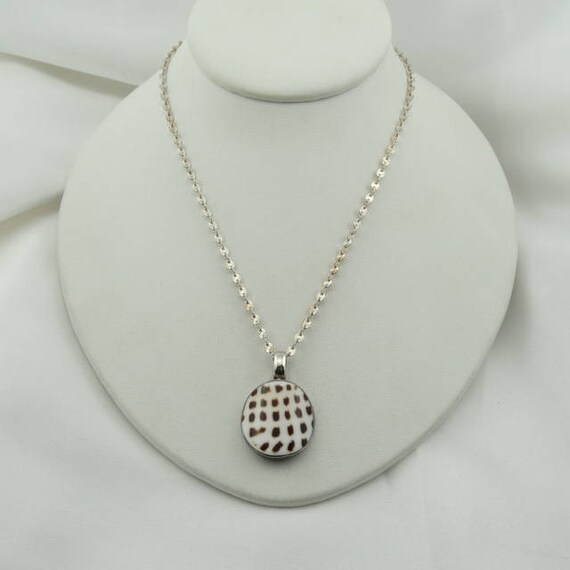 Decorative Natural Sea Shell Sterling Silver Pend… - image 2
