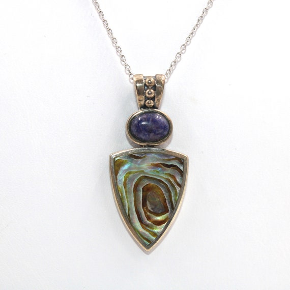 Gorgeous Shining Abalone Shell And Sodalite In A … - image 1