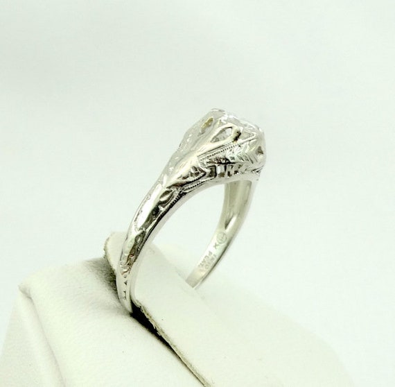 Stunning Victorian Era Platinum Ring With A .42 C… - image 4