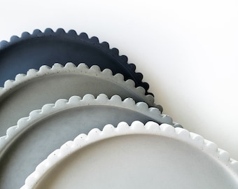 Ribbed Edge Tray