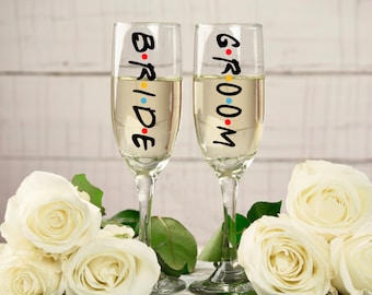 Bride and Groom Toasting Glasses, Newlyweds Mr. Mrs., Wedding Gift, Bride and Groom Gift, Wedding Party Glasses, Wedding Toasting Flutes