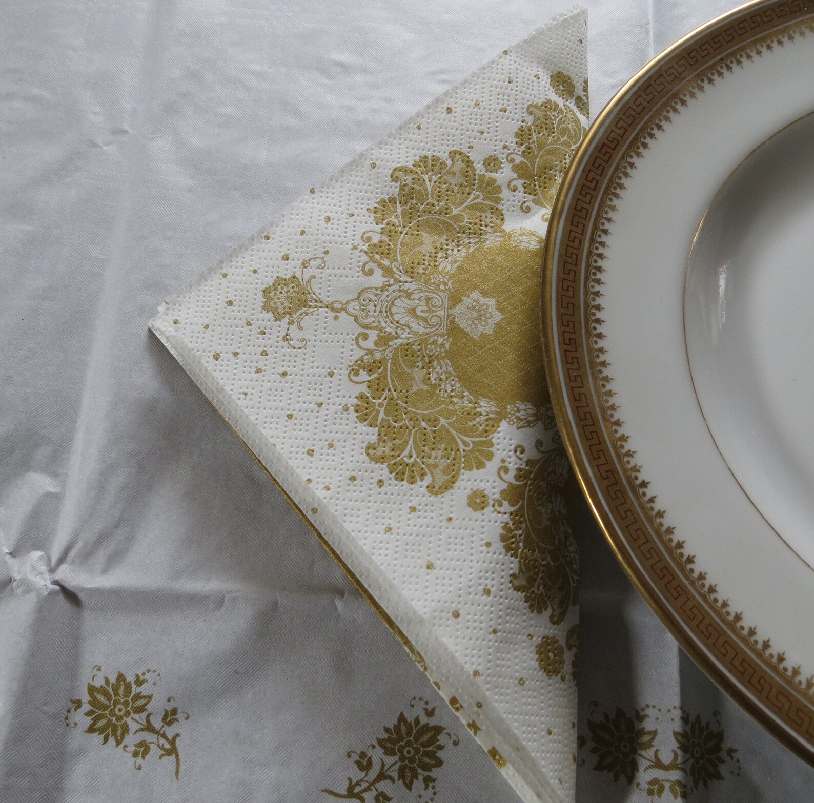 100 Gold and White Paper Dinner Napkins in Vintage Style Etsy