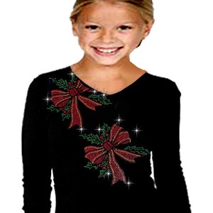 Girls Rhinestone Christmas T-Shirt: Bling Wreath, Size 10-12