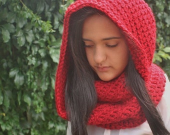 Oversized Chunky Infinity Scarf, Crochet Winter cowl, Red