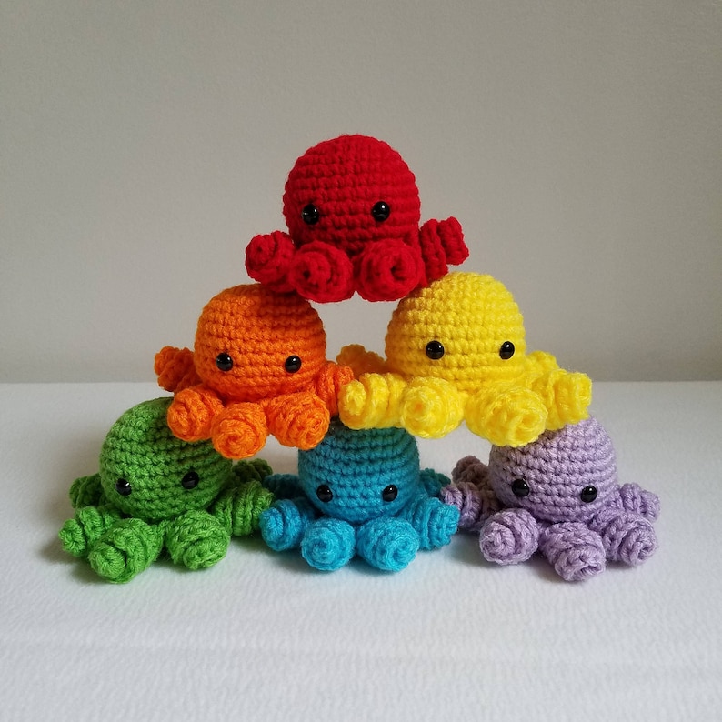 Crochet Octopus Plush, Small Amigurumi Octopus, Octopus Plushie Toy, Crochet Keychain Plush, Toy, Stocking Stuffer, kawaii, Gift for Kids image 3