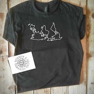 Umgedrehte Weltkarte T-Shirt - Geographie Erde Geschenk, schrulliges Welt Souvenir Top, Reise, verschiedene Farben