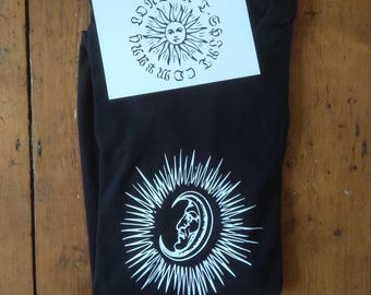 Camiseta con símbolo lunar - Símbolos celestiales y psíquicos, varios colores