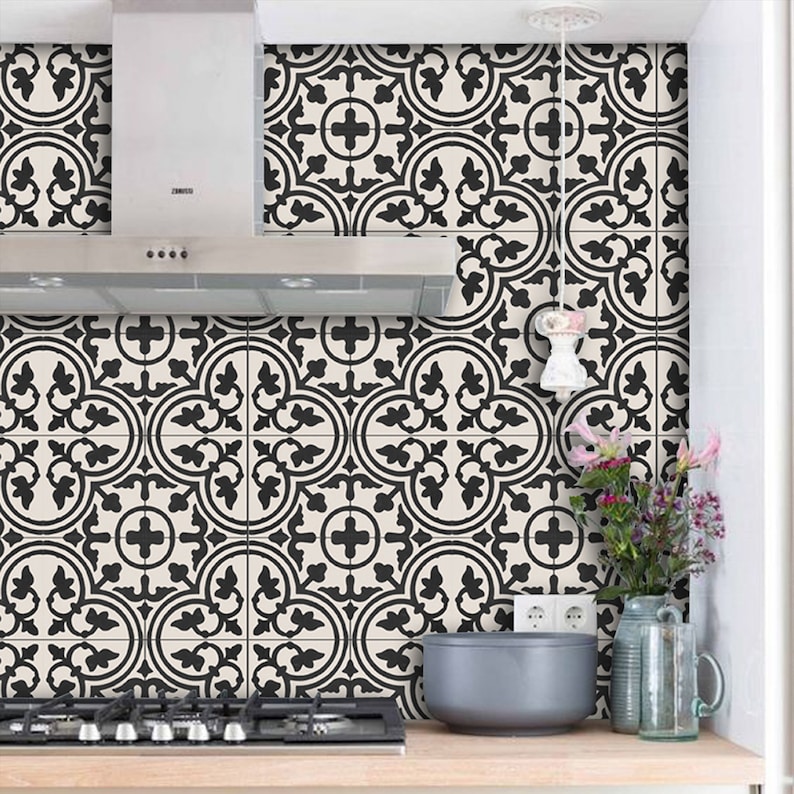 Moroccan Trefle Wallpaper in Black Removable Vinyl