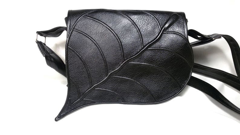 Crossbody bag, leaf bag, black bag, vegan bag, black leaf purse, shoulder bag, everyday bag, faux leather bag, gift for her, black purse, image 8