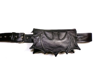Bat belt bag, Fanny pack, Waist bag, gothic belt bag, hip bag, utility belt, bat belt, vegan, bat waist bag, goth waist bag, festival bag