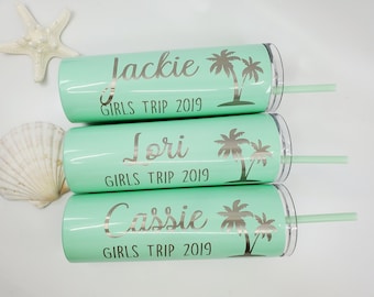 Personalized Girls Trip Tumblers: Engraved Palm Tree Vacation Favors