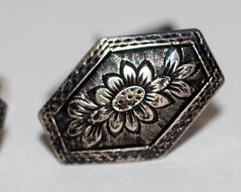 1950s era 800 Silver Floral Motif Cuff Links -- Free US Shipping!