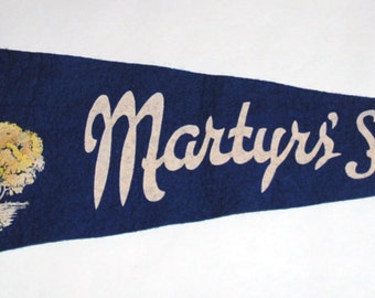 Original 1950s Souvenir Felt Pennant Martyr's Shrine, Midland, Ontario, Canada -- Free US Shipping!