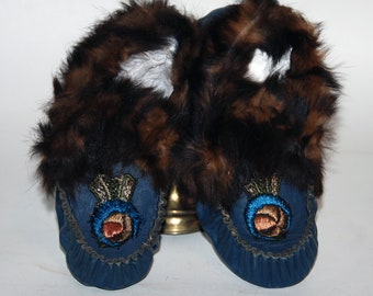 Vintage 1930s Era Moccasin Child's Leather Slippers -- Free USA Shipping!