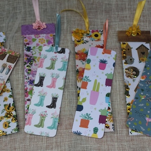 Floral Laminated Bookmarks Set: Shaker Bookmark & Ribbon - Garden Theme