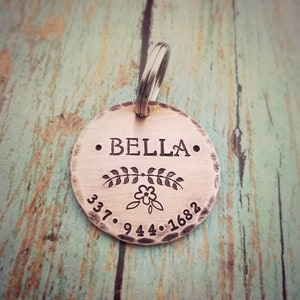 Etiqueta de identificación de mascota rústica Etiqueta de perro linda Etiqueta de mascota personalizada Identificación de perro de cobre Etiqueta de nombre de perro Etiqueta de mascota personalizada Etiqueta de perro de flor Etiqueta de perro femenina Identificación de perro grande