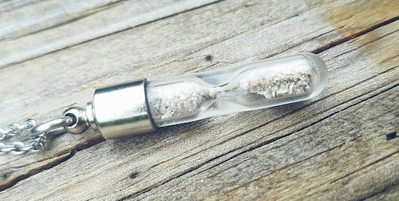 Hourglass Urn Necklace Cremation Pendant Memorial Necklace Ash Holder Necklace Clear Urn Charm Glass Vial Pendant Child Loss Hour Glass Urn