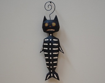 Kat-Fish Hand Carved Primitive Folk Art Ornament
