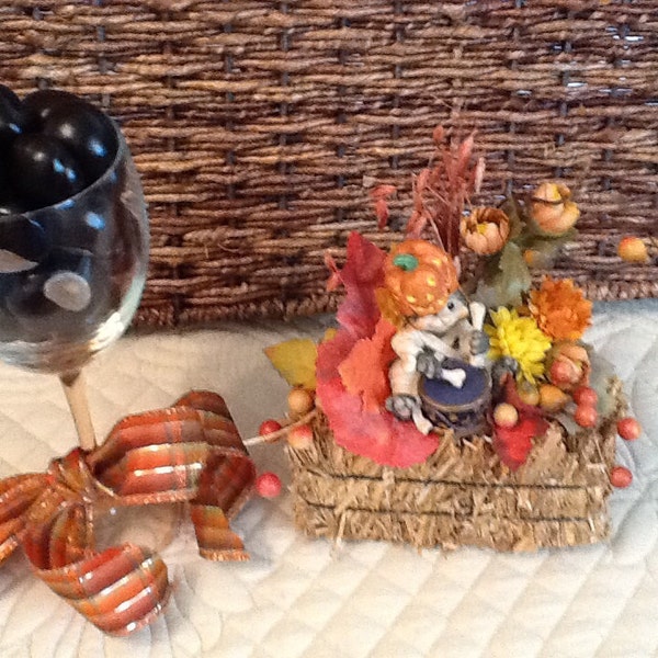 Mini bale off straw, Halloween kitty, trick or treat, Halloween scene, Halloween tabletop, Halloween centerpiece, fall centerpiece,