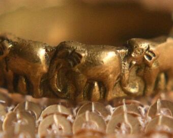 Elephant ring made of brass, cute trinkets, animal for your finger