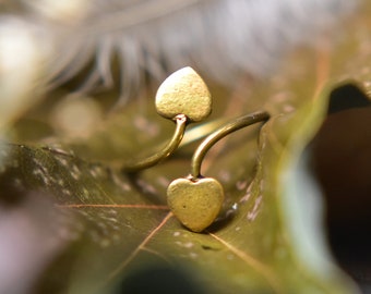 Offener Ring mit Herzen aus Messing, einzigartiges Schmuckstück, größenverstellbar