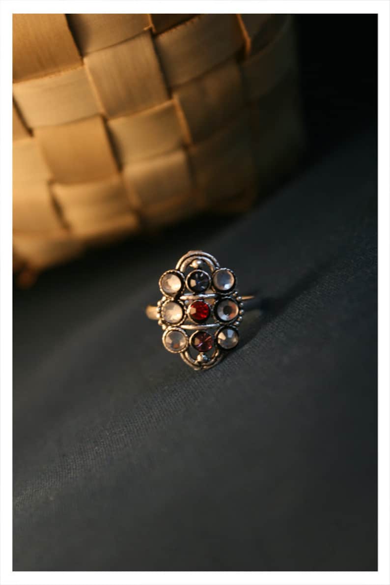 tribal trinkets with gem stones Indian craftsmanship Traditional toe rings with rhinestones size adjustable