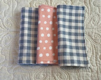 Blue plaid washcloths, pink polka dot wipe, flannel cloths, for baby, for kids, kid washcloths, stocking stuffer, eco-friendly cloths