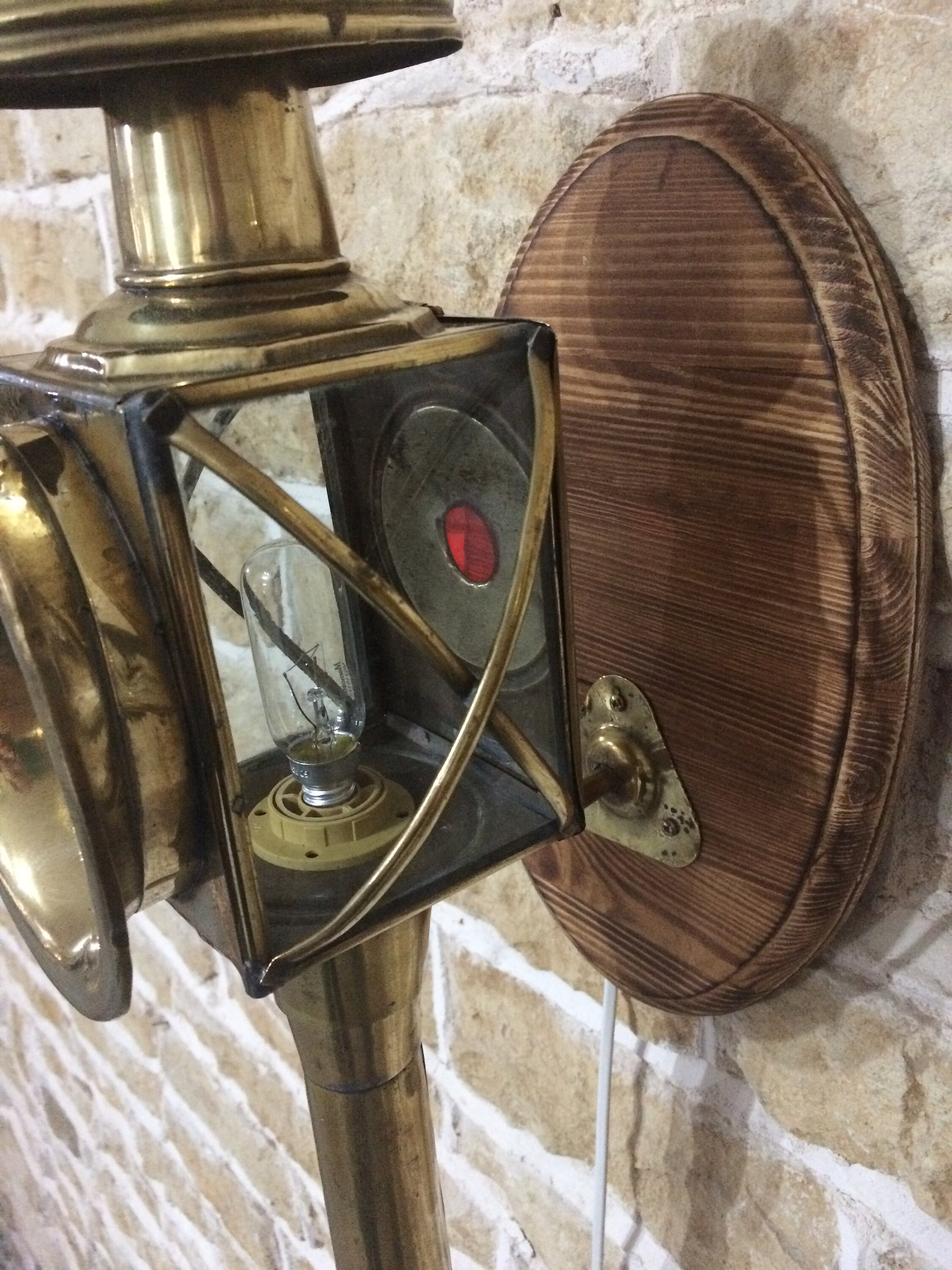 antique coach lanterns