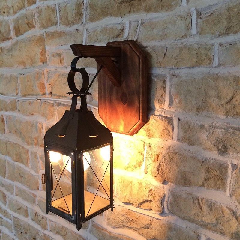 wall mounted hanging lantern