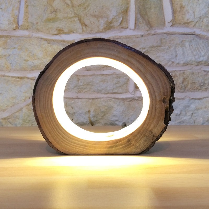 Lampe à Poser en Bois, Lampe de Bureau Poser, Bûche Led, Bûche, Fait Main, Rustique, Moderne