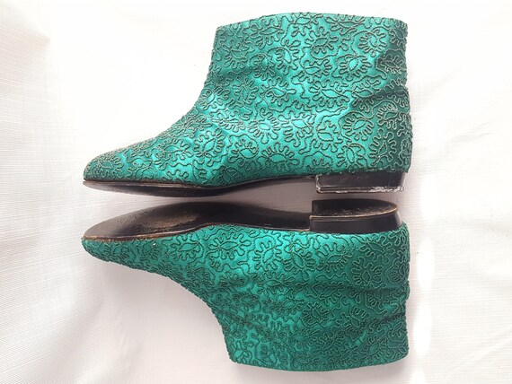 kelly green booties