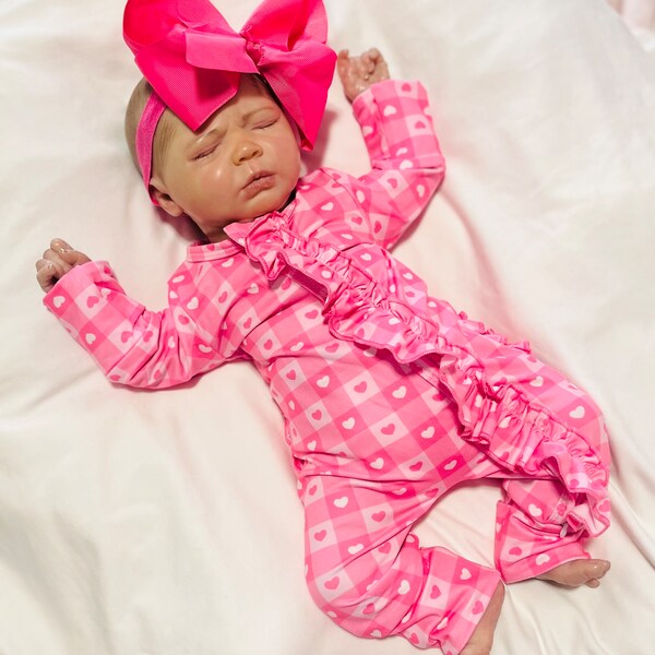 Baby girl Valentine’s Day romper, pink checkered heart outfit  zipper Footies for preemie newborn coming home outfit