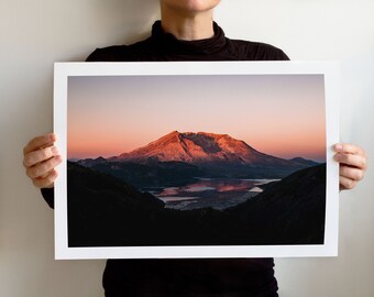 St-Helens wall art print. Beautiful sunrise on Mount St-Helens. Mountain home decor. Pacific Northwest Coll 9356.