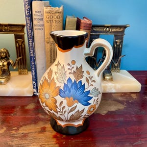 Gouda ‘Flora’ Holland Pitcher Vase Jug
