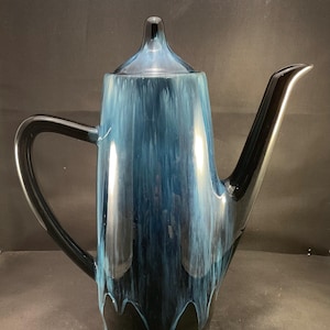 Cafetière ou théière Blue Mountain Pottery, bleu et noir