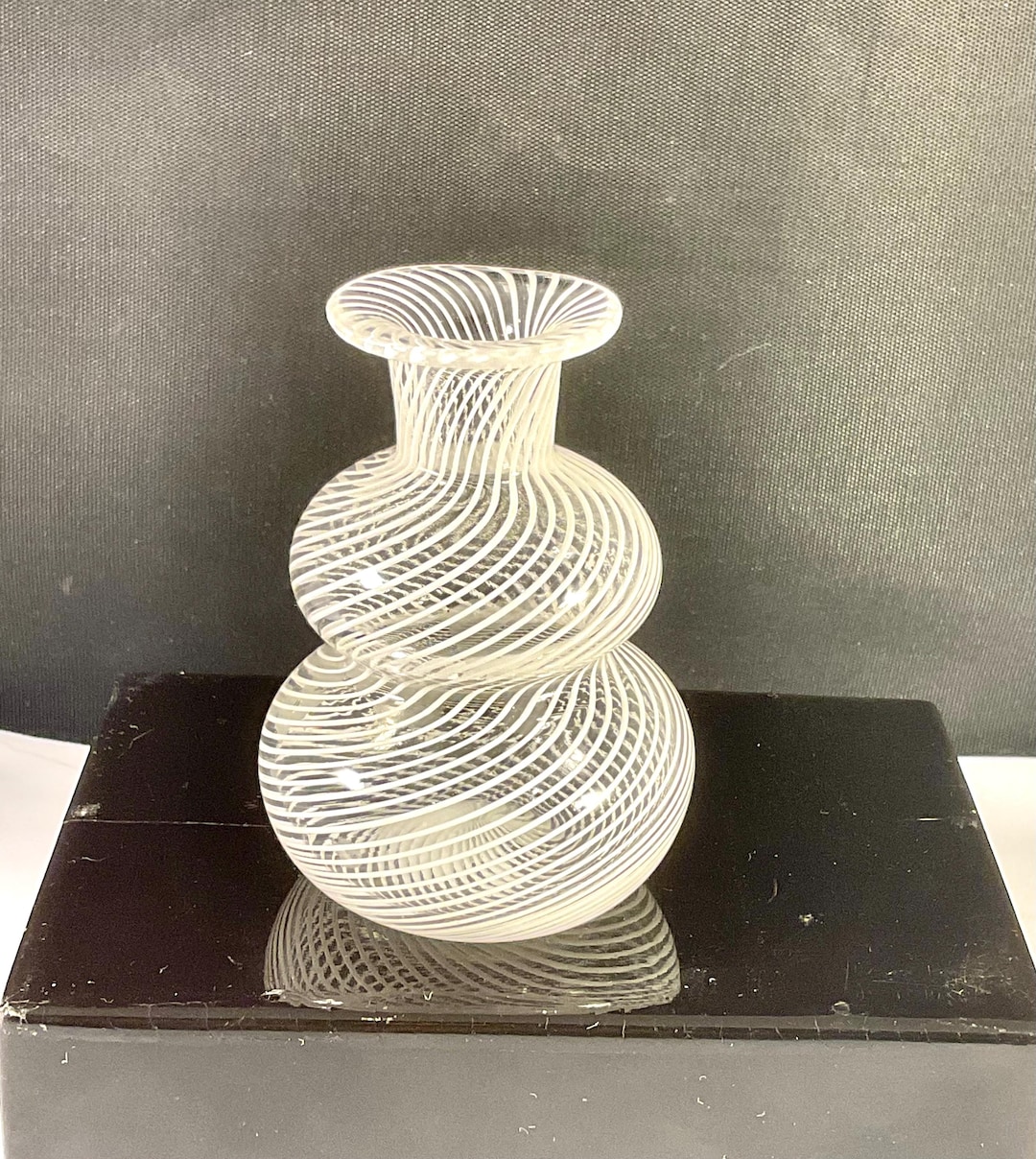Murano Mezza Filigrana Miniature Glass Bud Vase Etsy murano-mezza-filigrana-miniature-glass-bud-vase-etsy