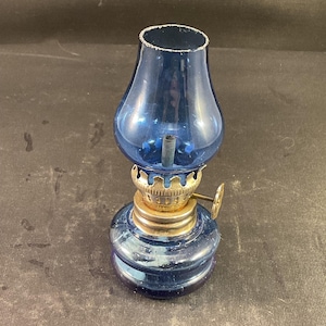 骨董品] 青い花模様のオイルランプ ヴィンテージ ランプ 陶器×ガラス