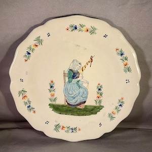 Prato de jantar Quimper 15 cm de diâmetro Mulher com Fuso