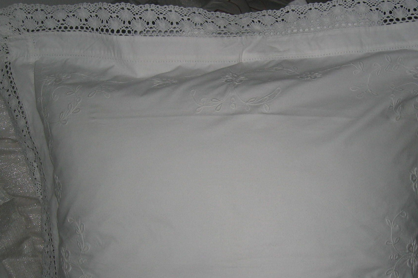 Vintage Standard Sham NOS White Cotton 21 X 27 Dublin Embroidery Bobbin