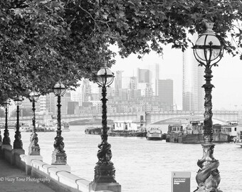 London Photography, Bedroom Wall Art Print, Black White Art, England Photo, Thames River, Urban Decor, Europe Photograph, British Wall Decor