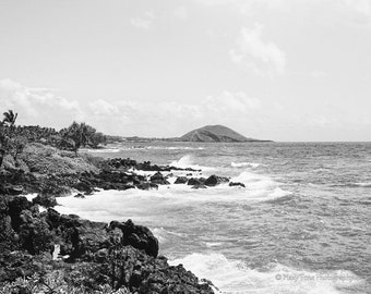 Hawaii Beach Photography Print, Maui Wall Art, Black and White, Bathroom Wall Decor, Seascape Artwork, Wailea Maui Beach Picture Photo Print