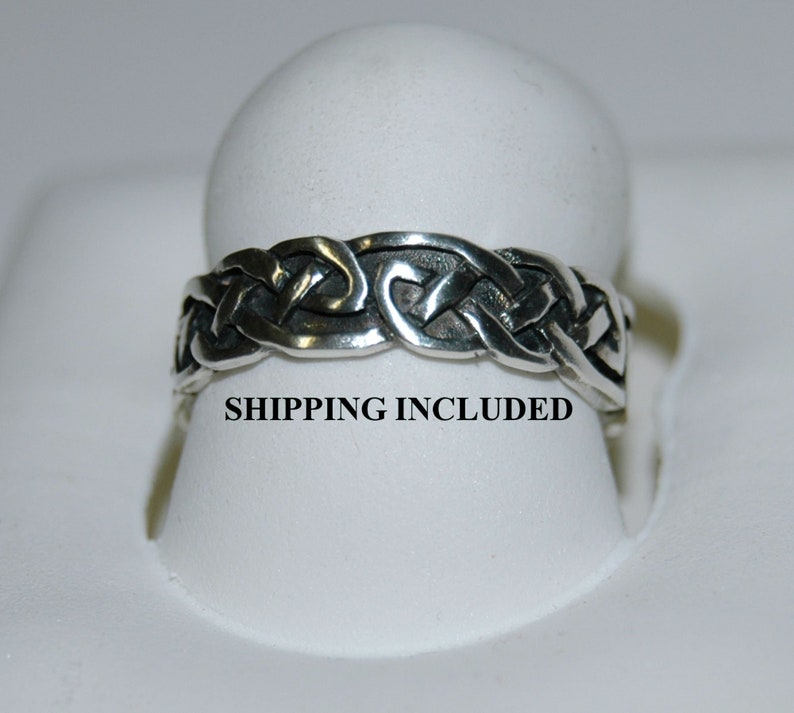 celtic knot band ring