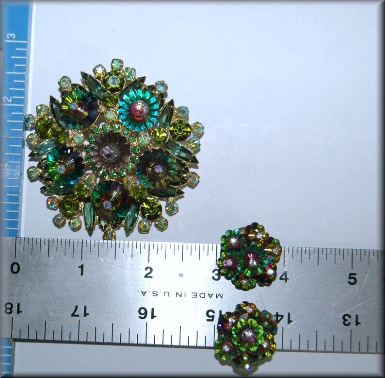 Juliana D/&E Green Heliotrope Margarita Brooch Pin and Clip Back Earring Set Watermelon Book Piece
