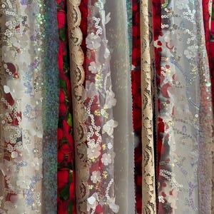 Shabby Chic Roses Wedding Garland.Lace, cotton,holographic sparkly ribbon garland.Baby shower Boho wedding Photo Booth backdrop. 5ftx6Ft