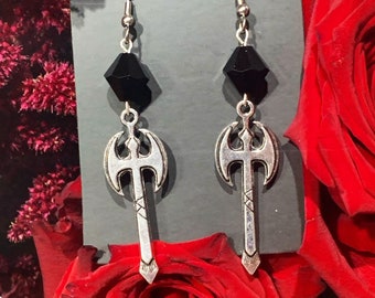 Axe Earrings, Metal Labrys, Beaded Earrings, Double Axe, Black Glass Crystal Beads, Handmade, Gothic Beaded Earrings, Metal Axe Earrings