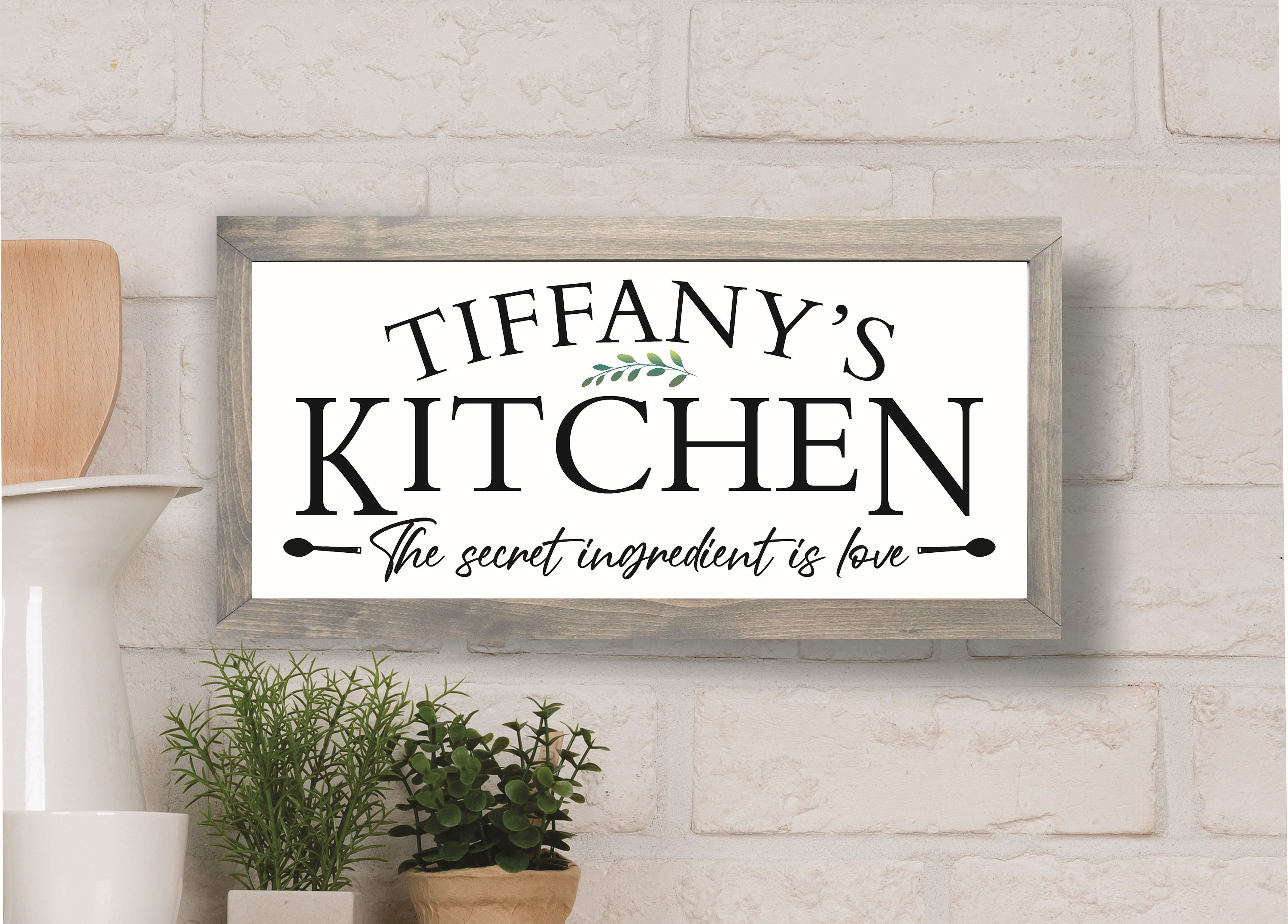 birthday gift for her Eat it or starve rustic kitchen sign, kitchen gifts for mom kitchen rules