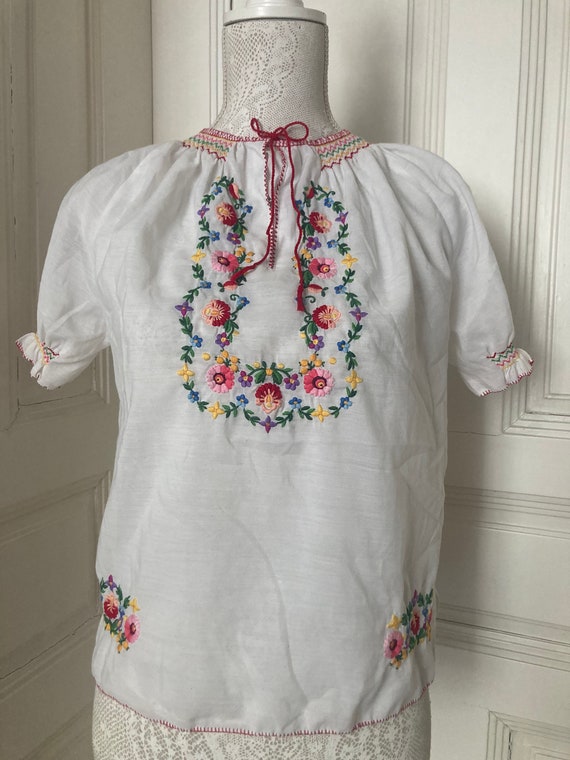 Rare vintage Hungarian folk blouse with flower em… - image 1