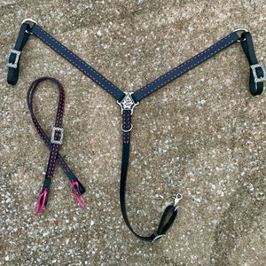 Pink und schwarzes Leder Buckstitch Set. Schwarzes und Pinkes Leder Vorderzeug. Schwarz und Pinkes Leder Kopfband