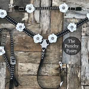 Black Leather Tack set with White Leather Flower Conchos and White Buckstitch. Black Leather Headstall, Wither Strap and Breastcollar